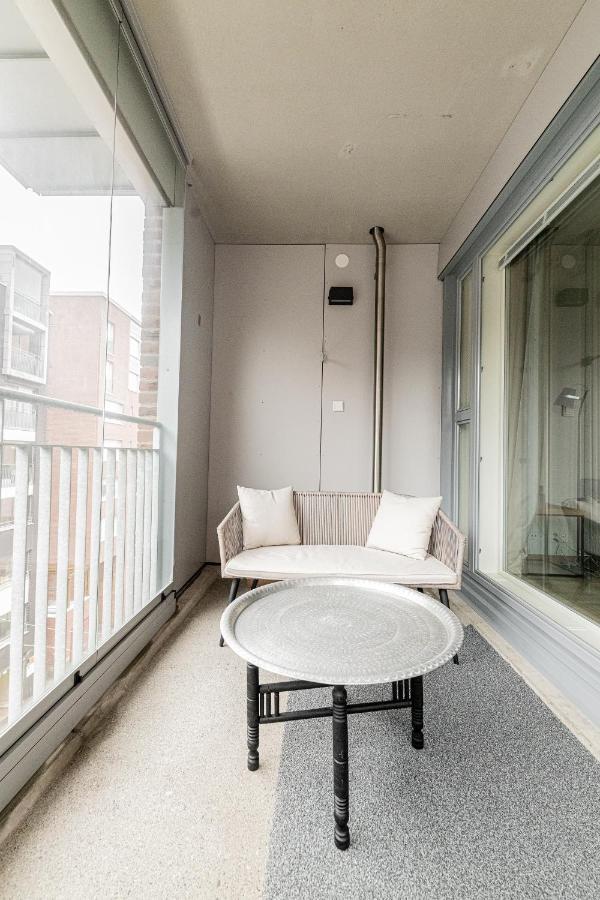 Apartment, Sleepwell, Tyynimeri With Private Parking And Optional Private Sauna Helsinki Kültér fotó
